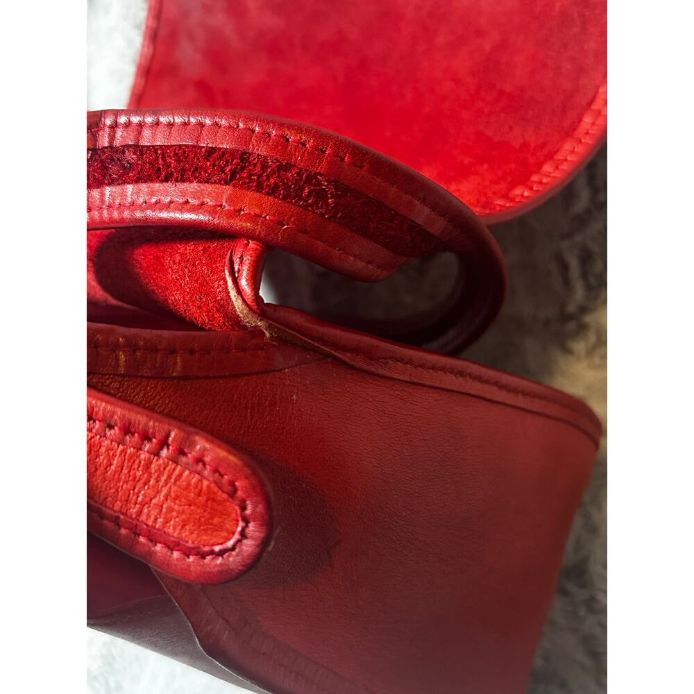 PRE-CREED Vintage Coach 9170 Classic Pouch Red Leather Metal Tag 1970s - Picture 11 of 16